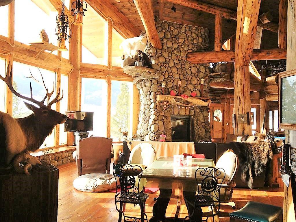 Mcdonald'S Ranch Lodge Gardiner Exterior photo
